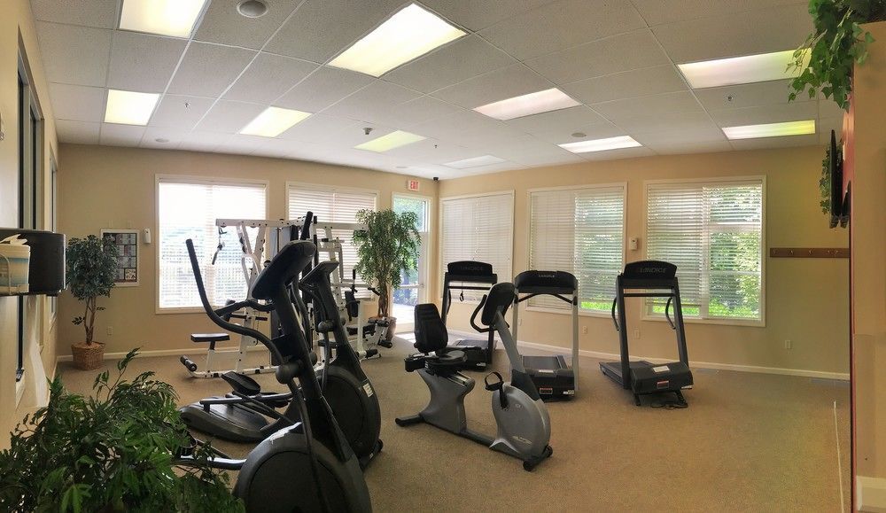 فندق فاكيشن فيليدج إن ذا بيركشايرز هانكوك المظهر الخارجي الصورة The gym at the Village at Grand Traverse Commons